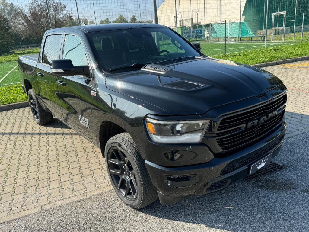 Dodge Ram-1500 4x4