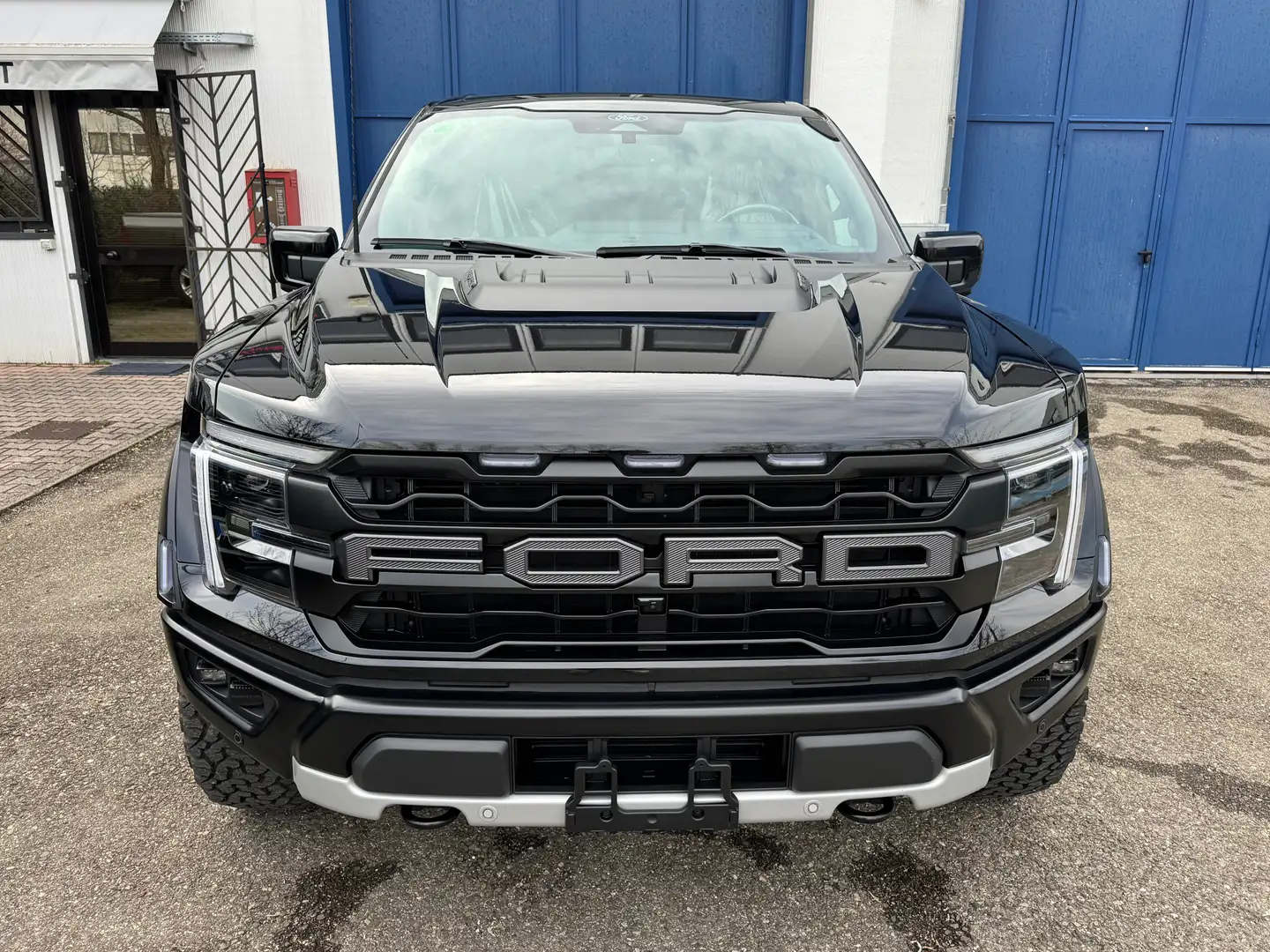Ford F 150 RAPTOR 3.5L V6 new model - Real Cars
